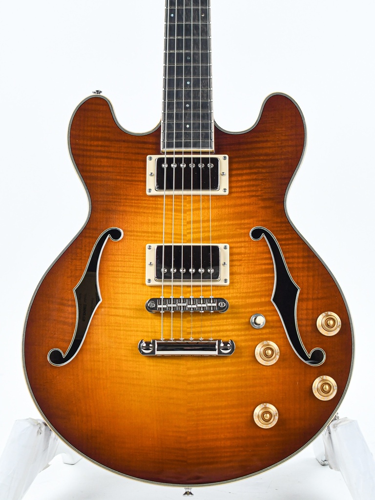 Eastman T184MX Gold Burst | The Fellowship of Acoustics